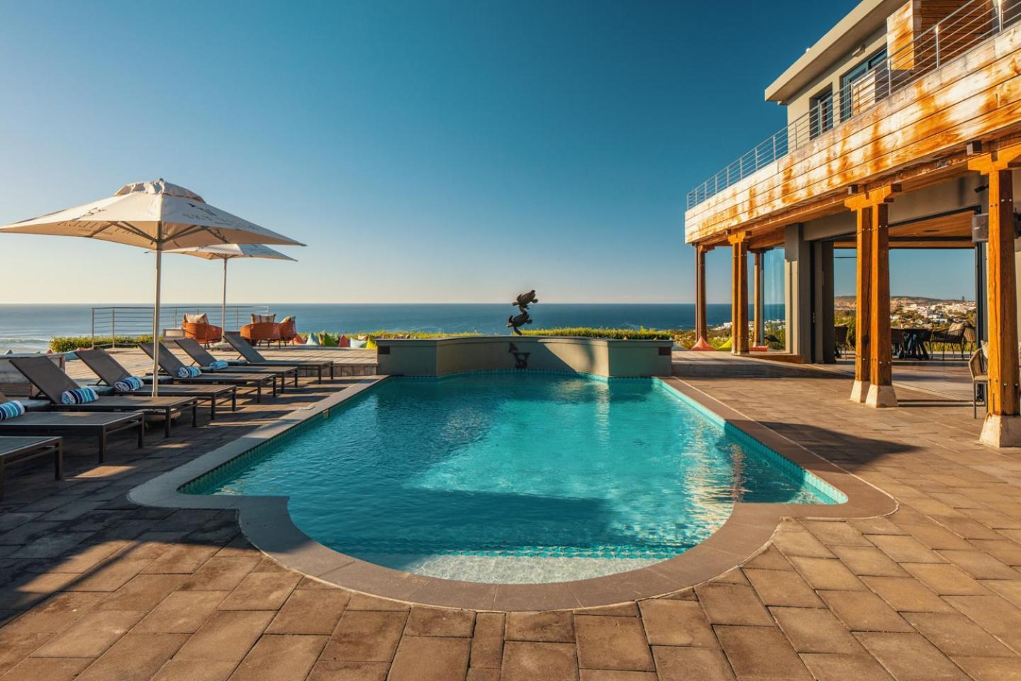 فندق بوتيك سكاي فيلا بليتنبيرغ باي المظهر الخارجي الصورة The pool at the Cape Town edition