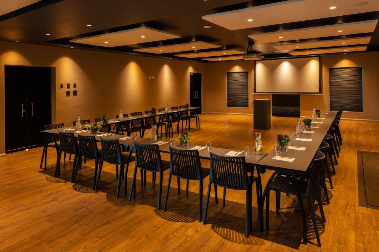 فندق بوتيك سكاي فيلا بليتنبيرغ باي المظهر الخارجي الصورة Meeting room